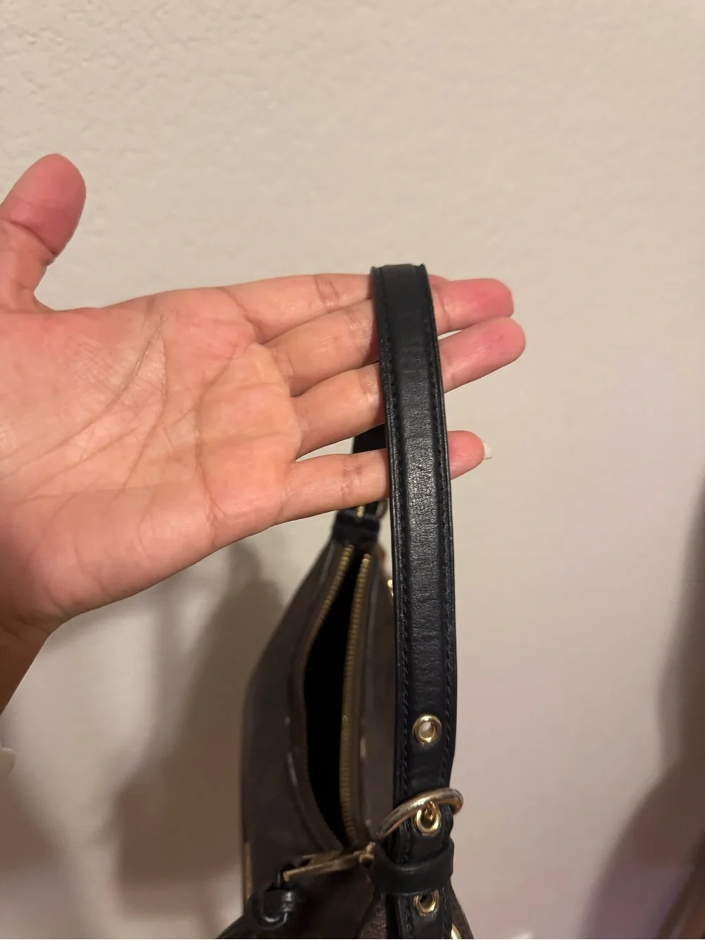 COACH | Kleo Hobo Brown Signature Canvas Crescent Shoulder/crossbody Bag